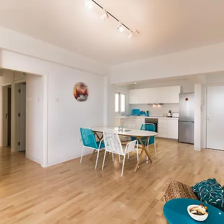 Limanaki Aparment