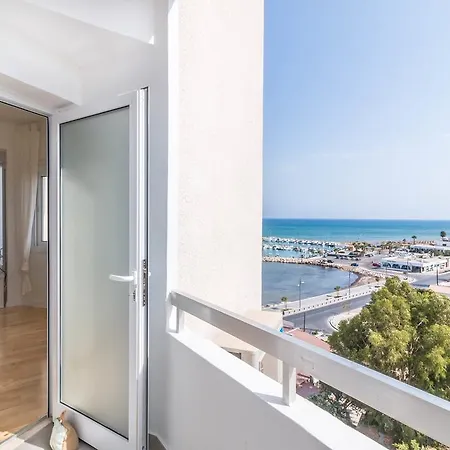 Limanaki Aparment 公寓 *